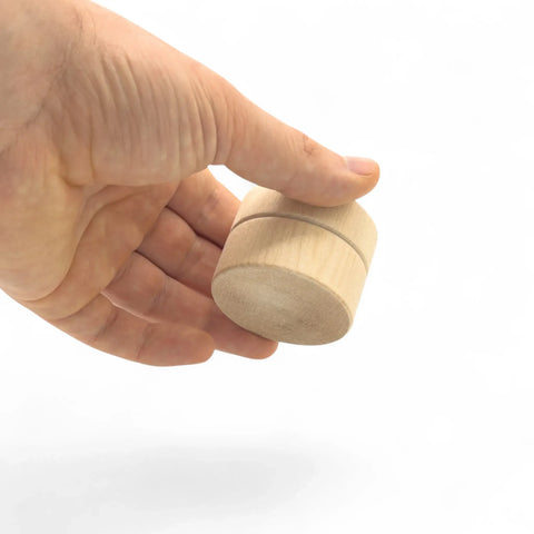 50 x 37 mm virpota koka kastīte ar pieguļošu vāciņu