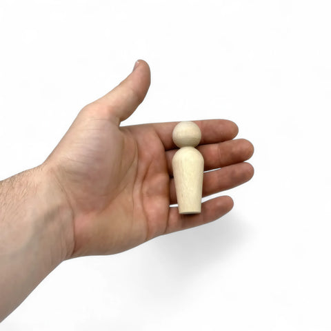 lähikaader  69 mm puidust pulknukud showing wood grain